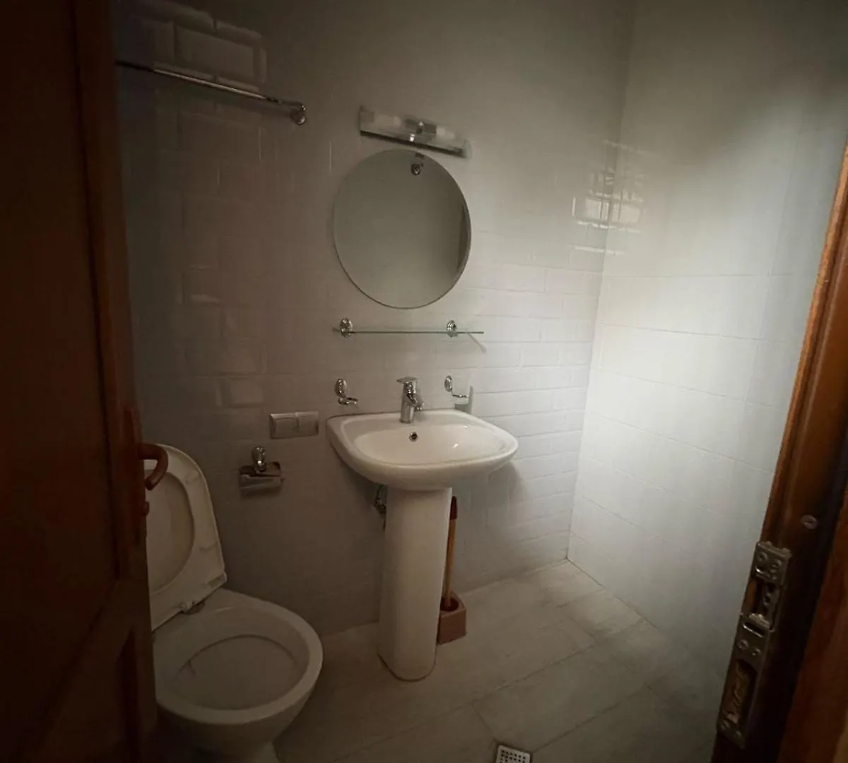 Local Hotel Tbilisi 0*,  Georgien