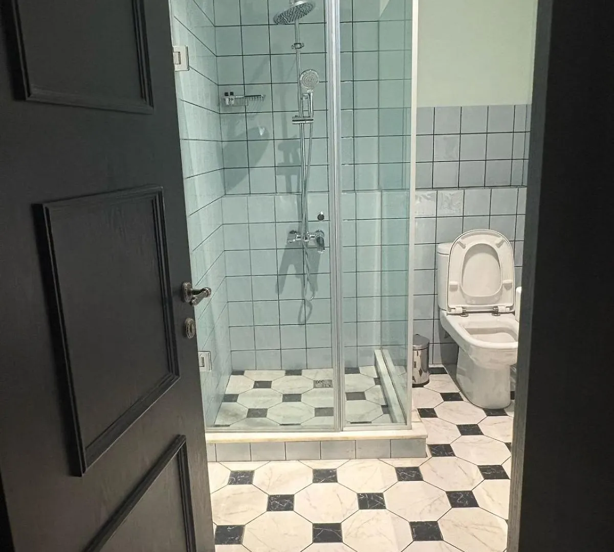 Local Hotel Tbilisi 0*,